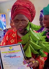 Alhaja Wulemotu Ibitoye installed as Otun-Iyalode of Olorunda (Photos)