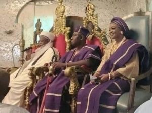Alhaji Muhammadu Sa'ad Abubakar III CFR , Oba Akeem Owoade, Alaafin of Oyo. and his wife Ayaba Owoade