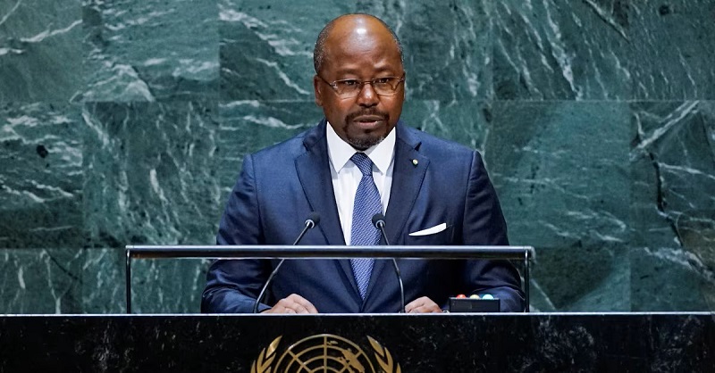 former PM Alain-Claude Bilie-By-Nze