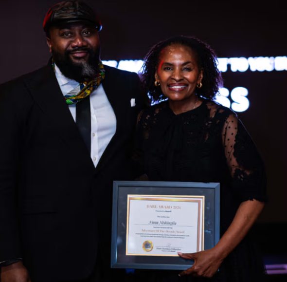 Nunu Ntshingila Receiving Award