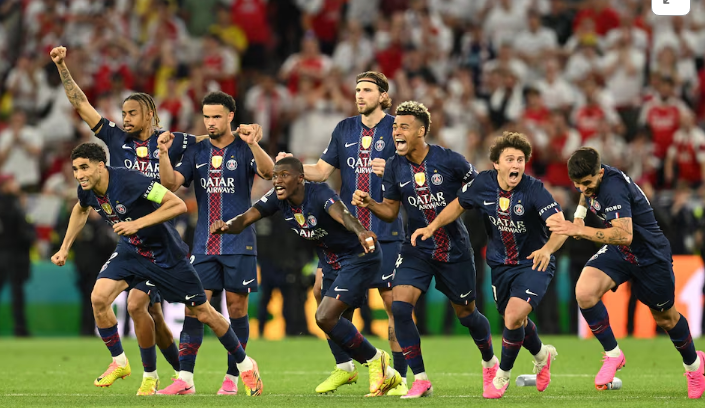Soccer Football - UEFA Champions League - Final - Paris St Germain v Arsenal - Puskas Arena, Budapest, Hungary - May 30, 2026 Paris St Germain players celebrate after winning the UEFA Champions League REUTERS/Angelika Warmuth