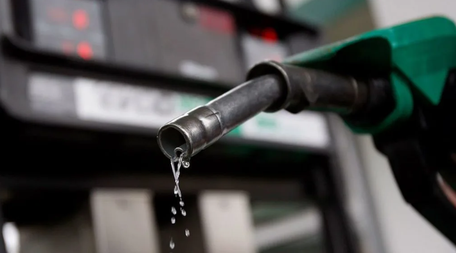 Petrol Reaches 1,500 as Nigerians Prepare for Increased Transportation and Food Prices