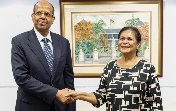 African Union Commission (AUC) Chairperson was received today by H.E. Mrs Marie Arianne Navarre-Marie, Acting Prime Minister & Minister of Gender Equality and Family of Mauritius